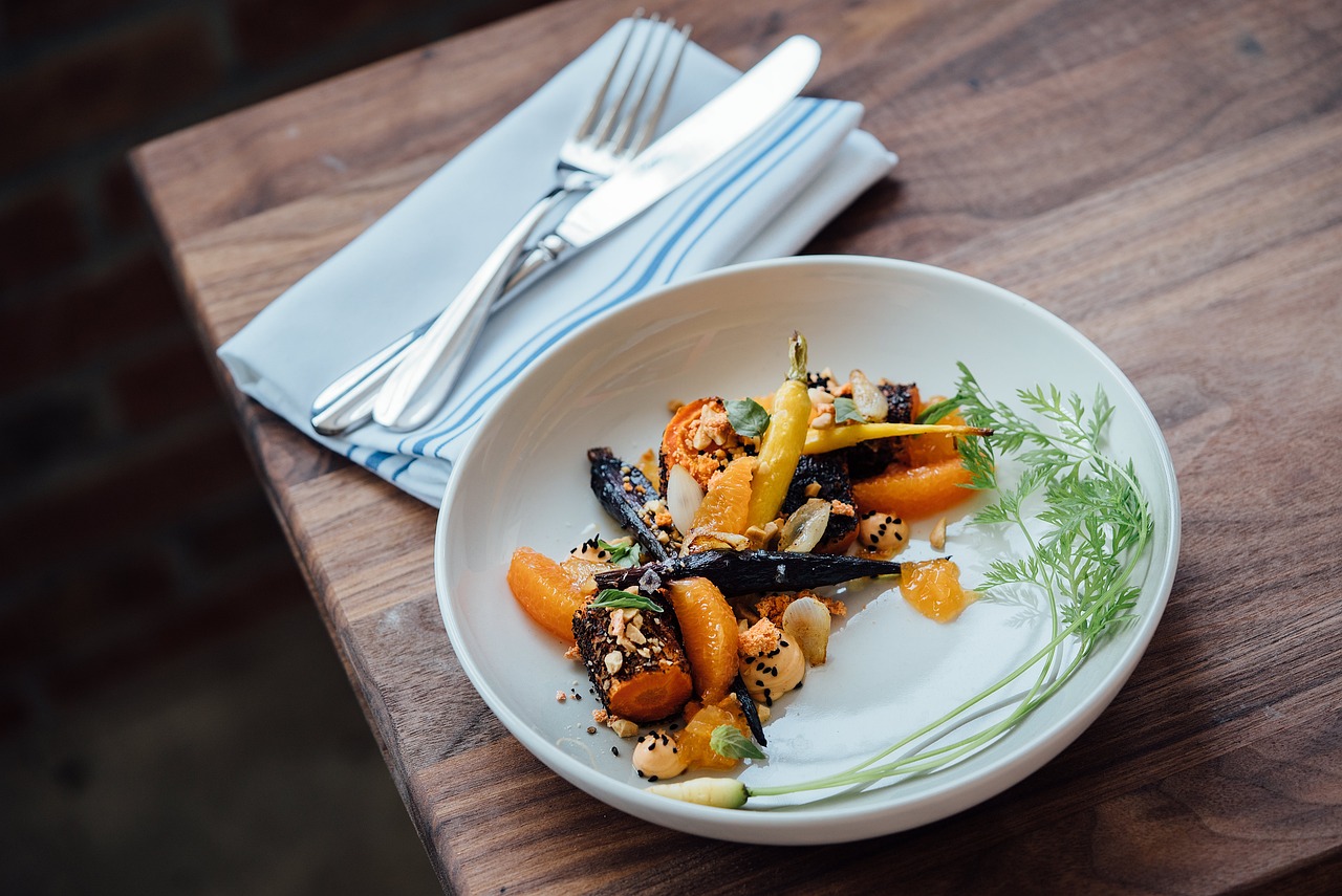 Unique Experiences: Virtual Dining and Events (image credits: pixabay)
