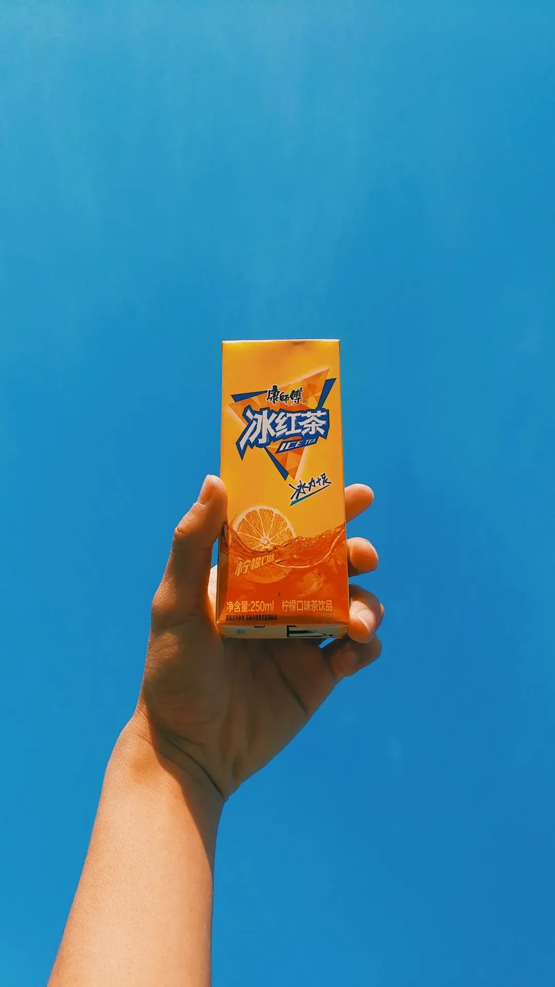 Orange Juice Containers Shrinking Dramatically (Image Credits: Unsplash)