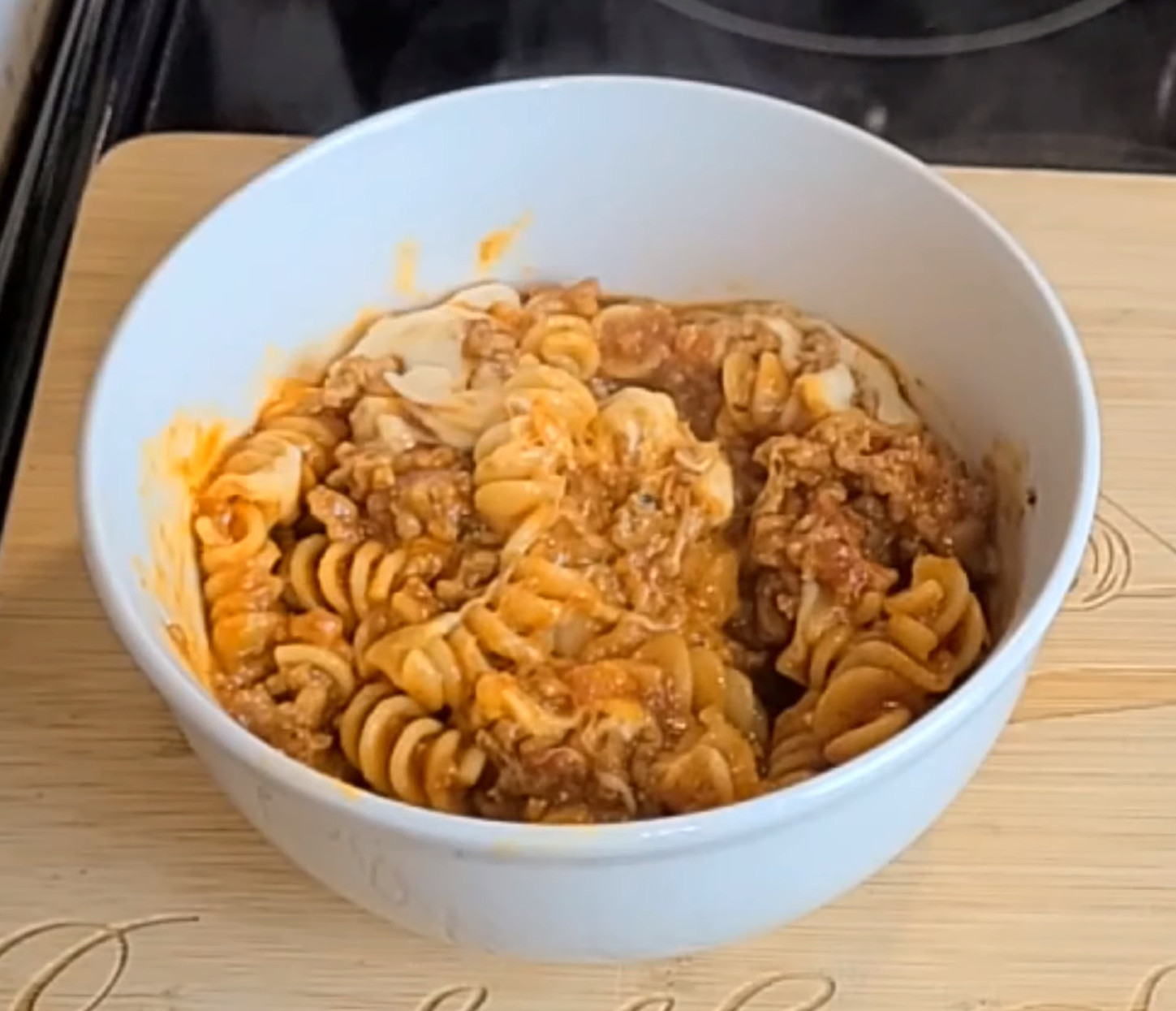 Simple Three-Ingredient Pasta Wonder (image credits: wikimedia)