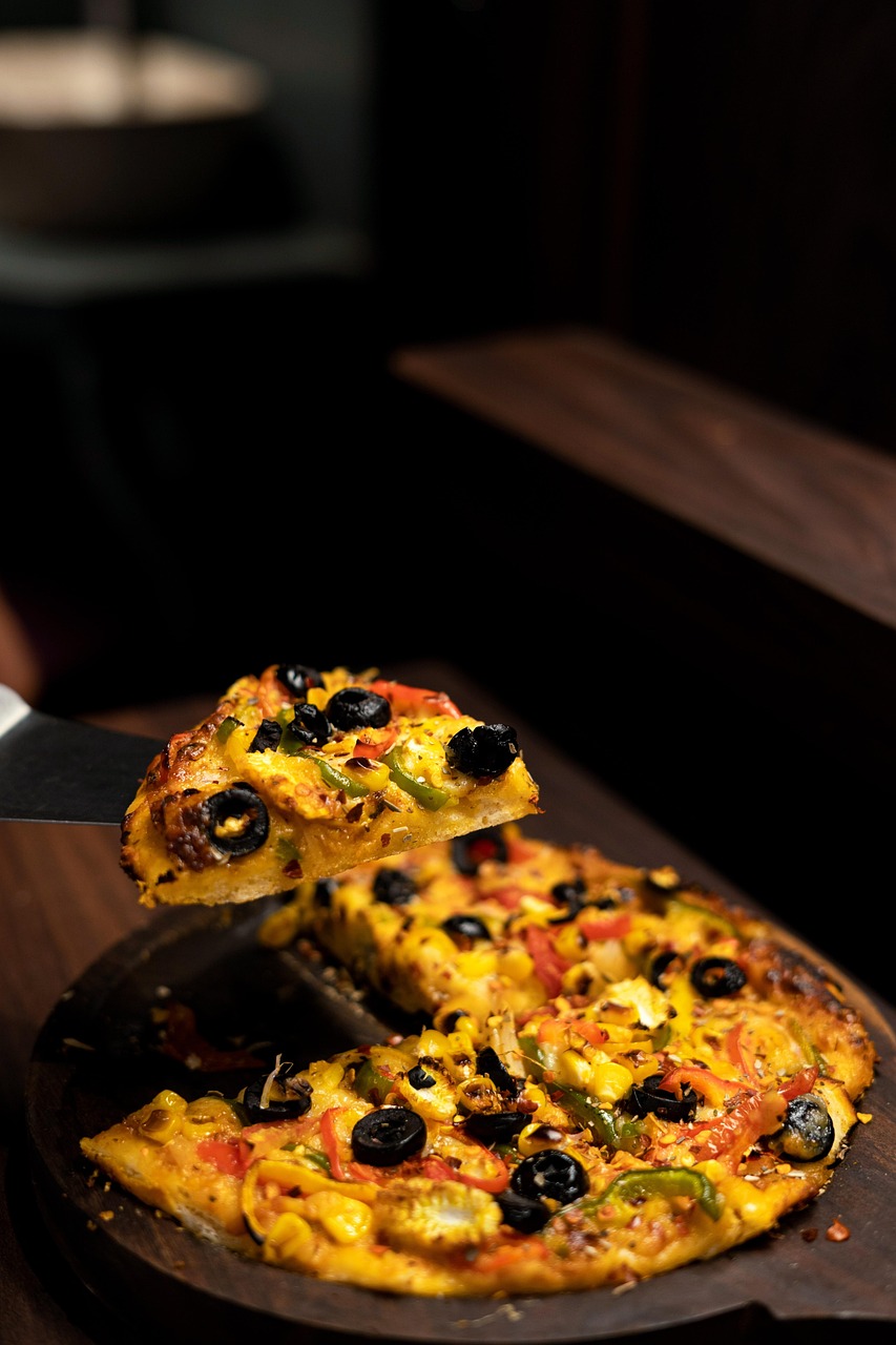 The Addiction Science Behind Why You Can't Stop Eating These Foods (Image Credits: MISSING SOURCE)