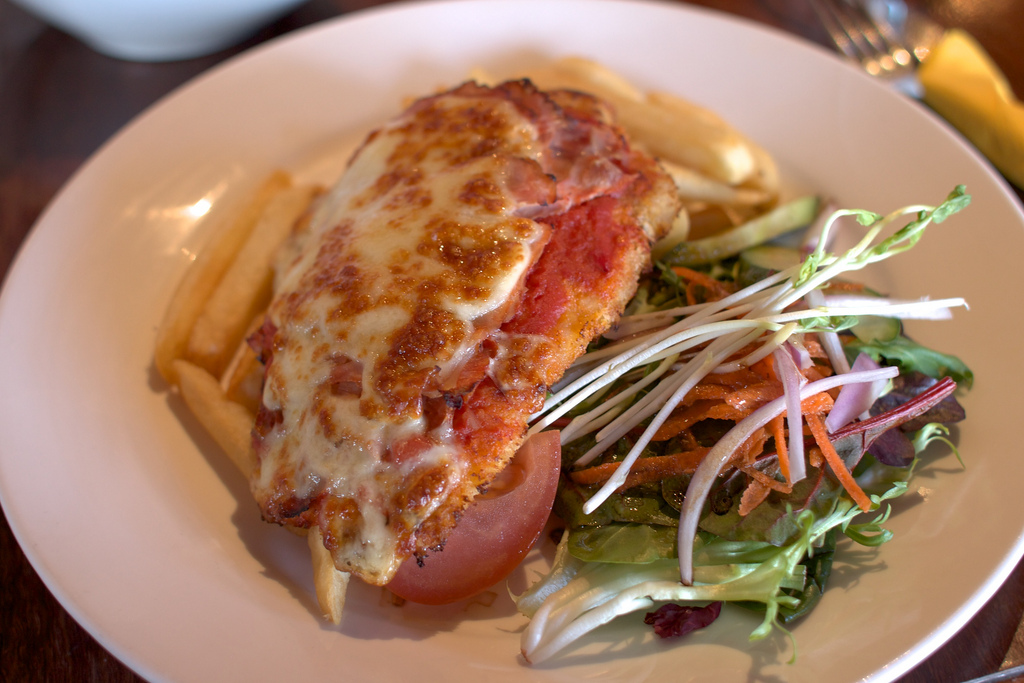 Chicken Parmigiana - The Disappointing Giant (image credits: wikimedia)