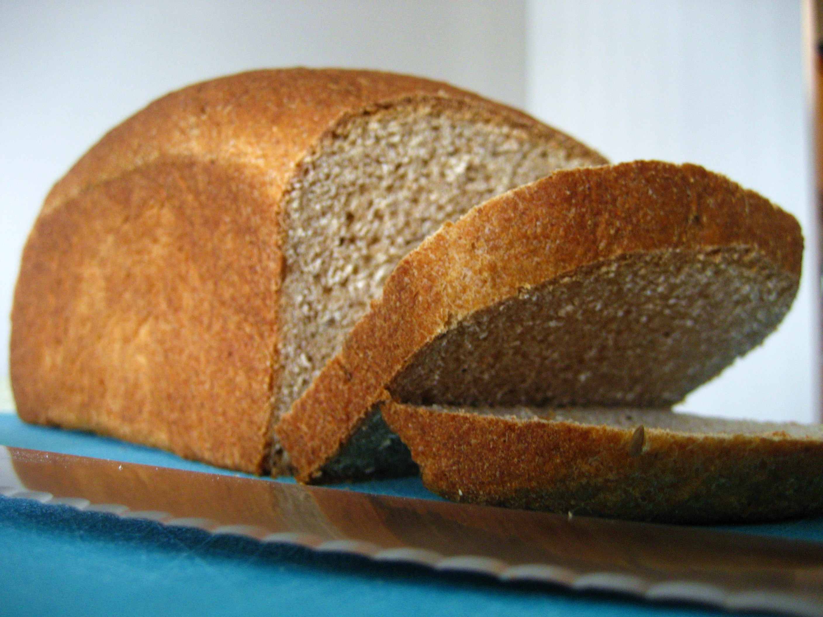 White Bread (image credits: wikimedia)