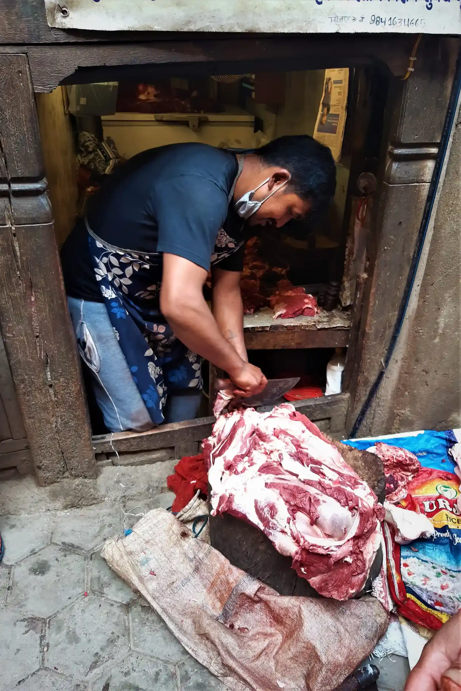Professional Butchers Shop at Whole Foods for Themselves (Image Credits: Wikimedia)