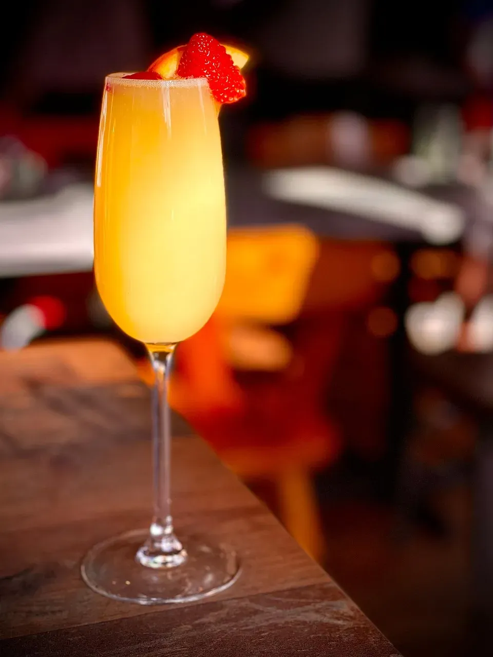 Bottomless Mimosas: The Cheap Juice Con (Image Credits: Pixabay)