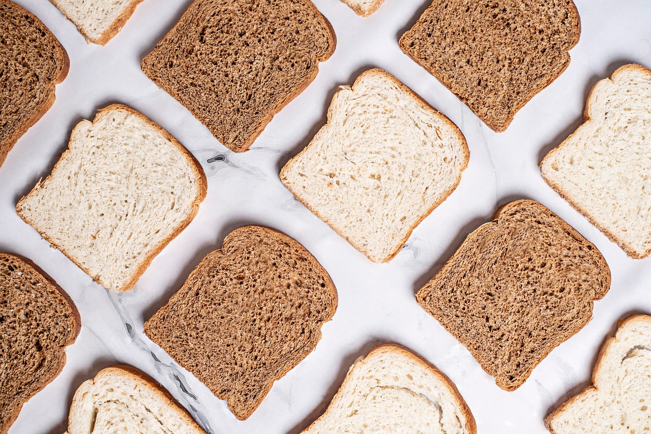 Does Bread Make You Gain Weight? (image credits: pixabay)