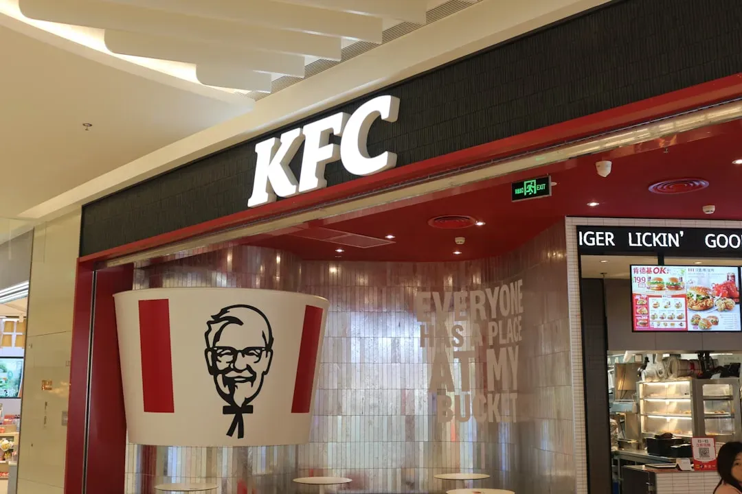3. KFC: The Steepest Satisfaction Drop in Fast Food (Image Credits: Unsplash)