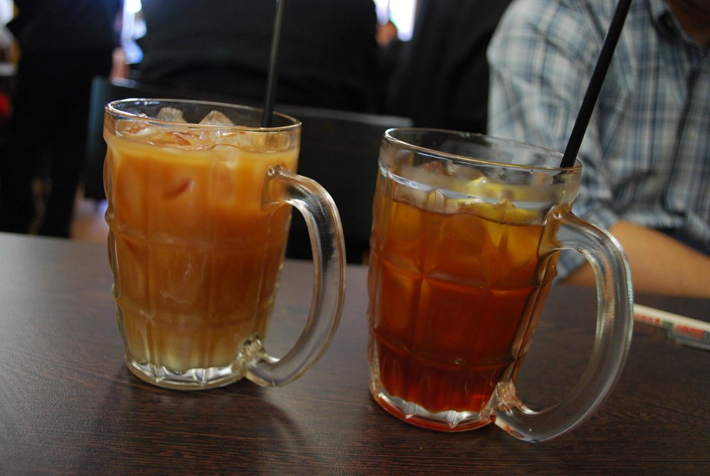 Specialty Cocktails Made With Cheap Ingredients (image credits: flickr)