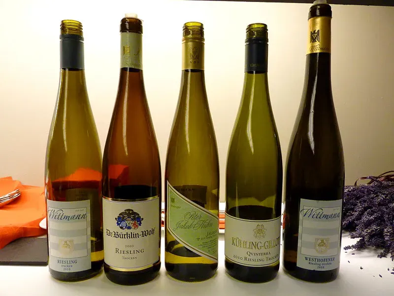 Restaurant Wine (Image Credits: Flickr)