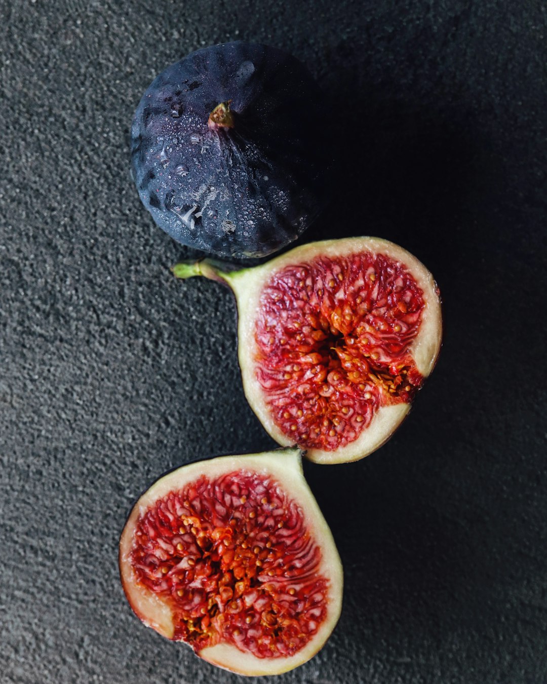 Figs (image credits: unsplash)