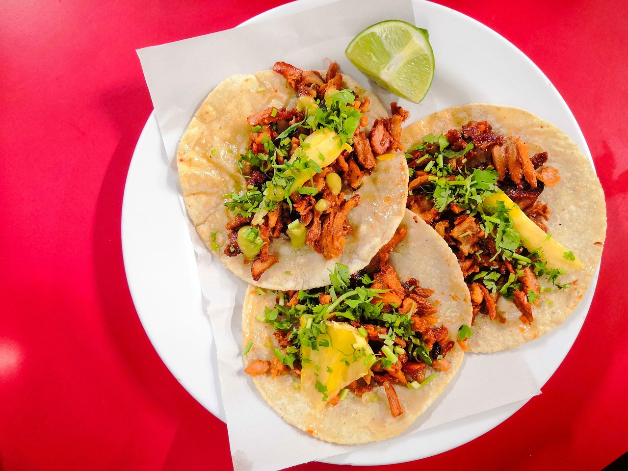 Mexican Tacos: The Foundation of Street Food Culture (image credits: pixabay)