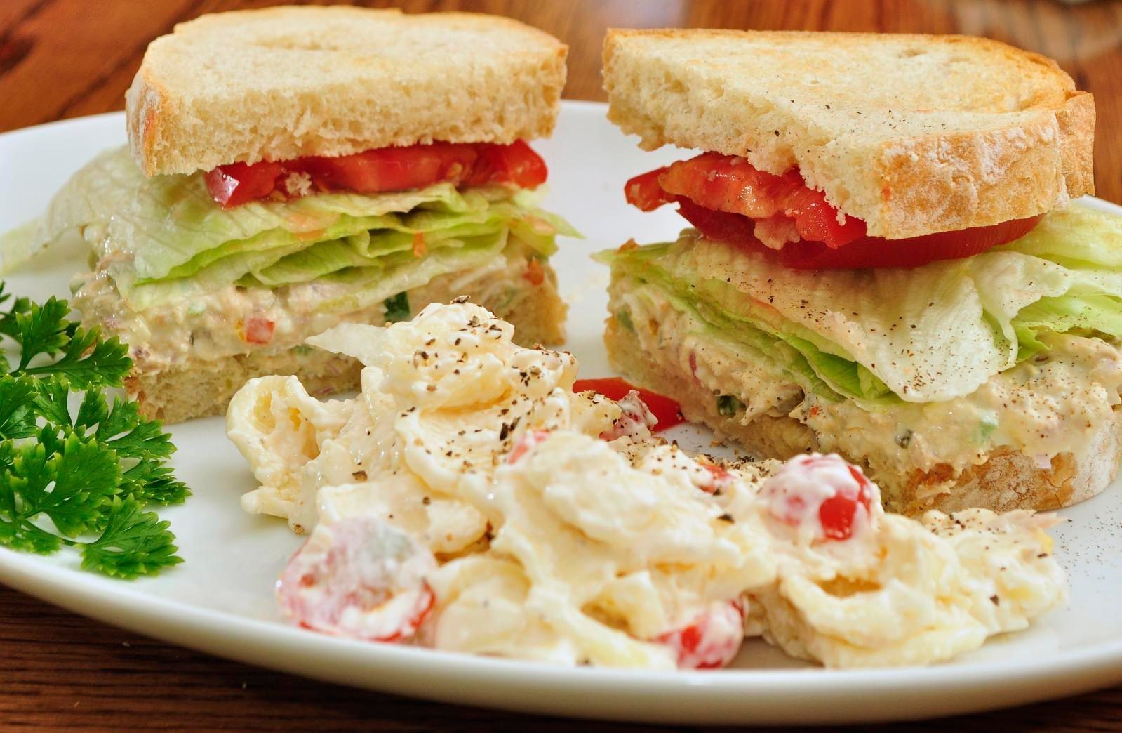 What Real People Say After Making the Switch (Image Credits: Mmm... tuna salad sammich
Uploaded by Fæ, CC BY 2.0, https://commons.wikimedia.org/w/index.php?curid=23107343)