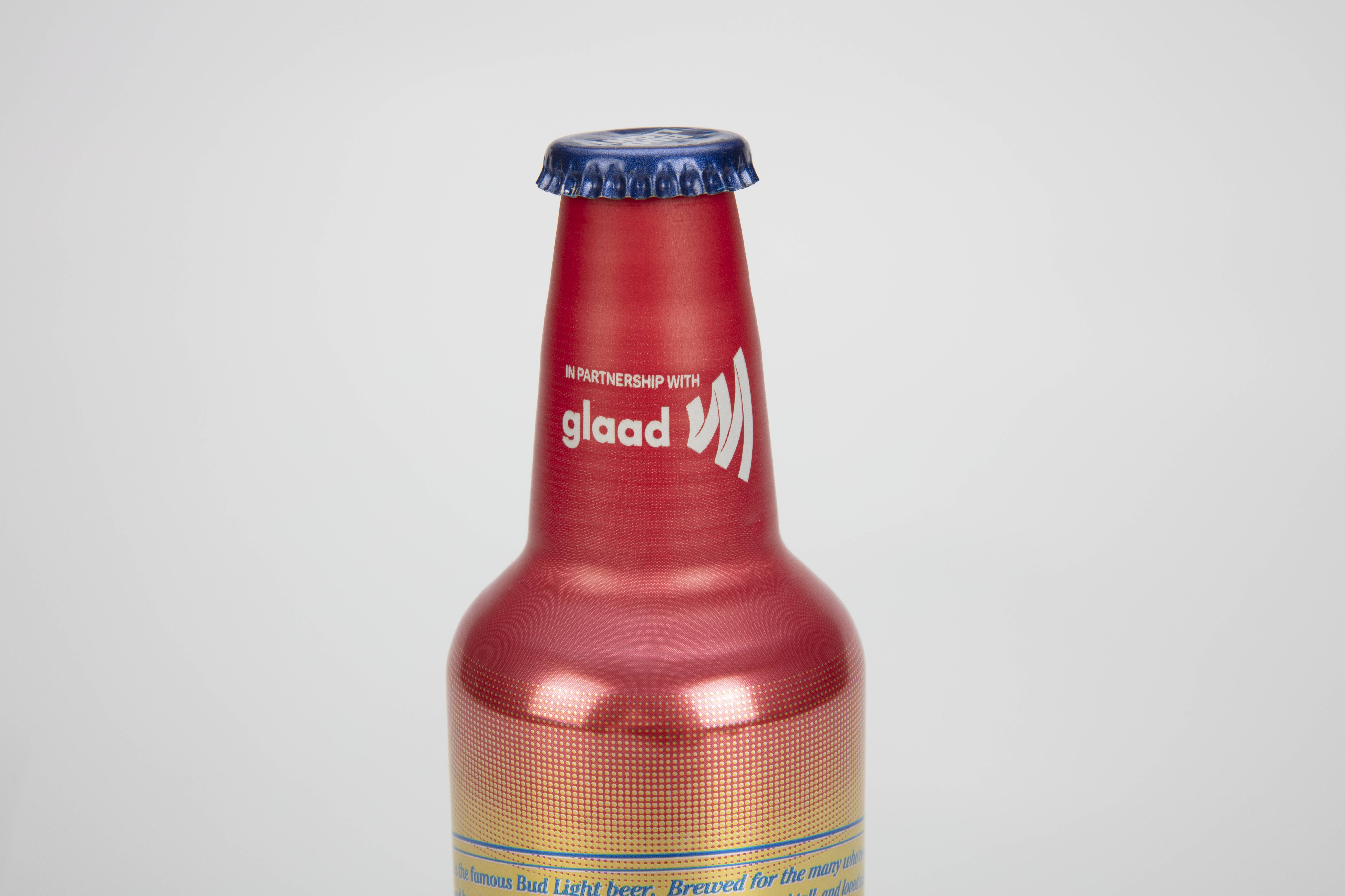 Bud Light's Dylan Mulvaney Campaign: The $1.4 Billion Mistake (image credits: wikimedia)
