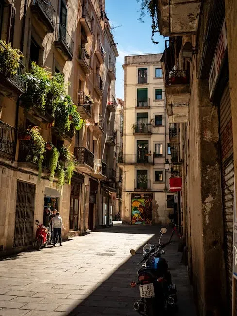 4. The Restaurants of Las Ramblas, Barcelona (Image Credits: Pexels)