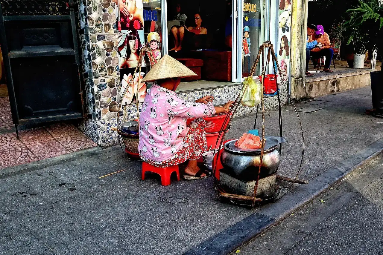 3. Vietnam: The World's Number One Food Destination for Foodies (Image Credits: Pixabay)