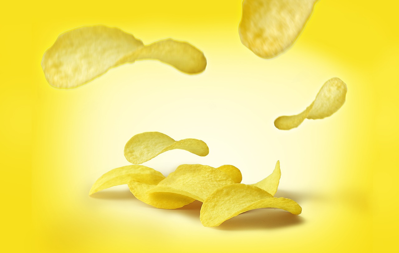 Veggie Chips: Not a Vegetable Substitute (image credits: pixabay)