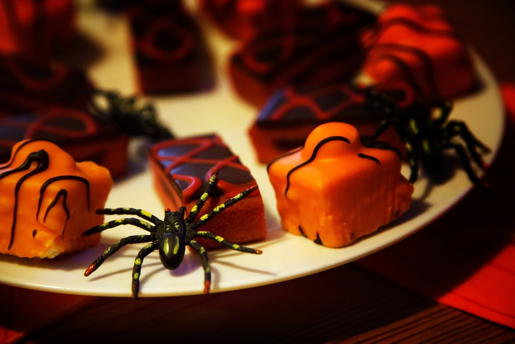 Seasonal Innovation and Social Media Influence (image credits: rawpixel)