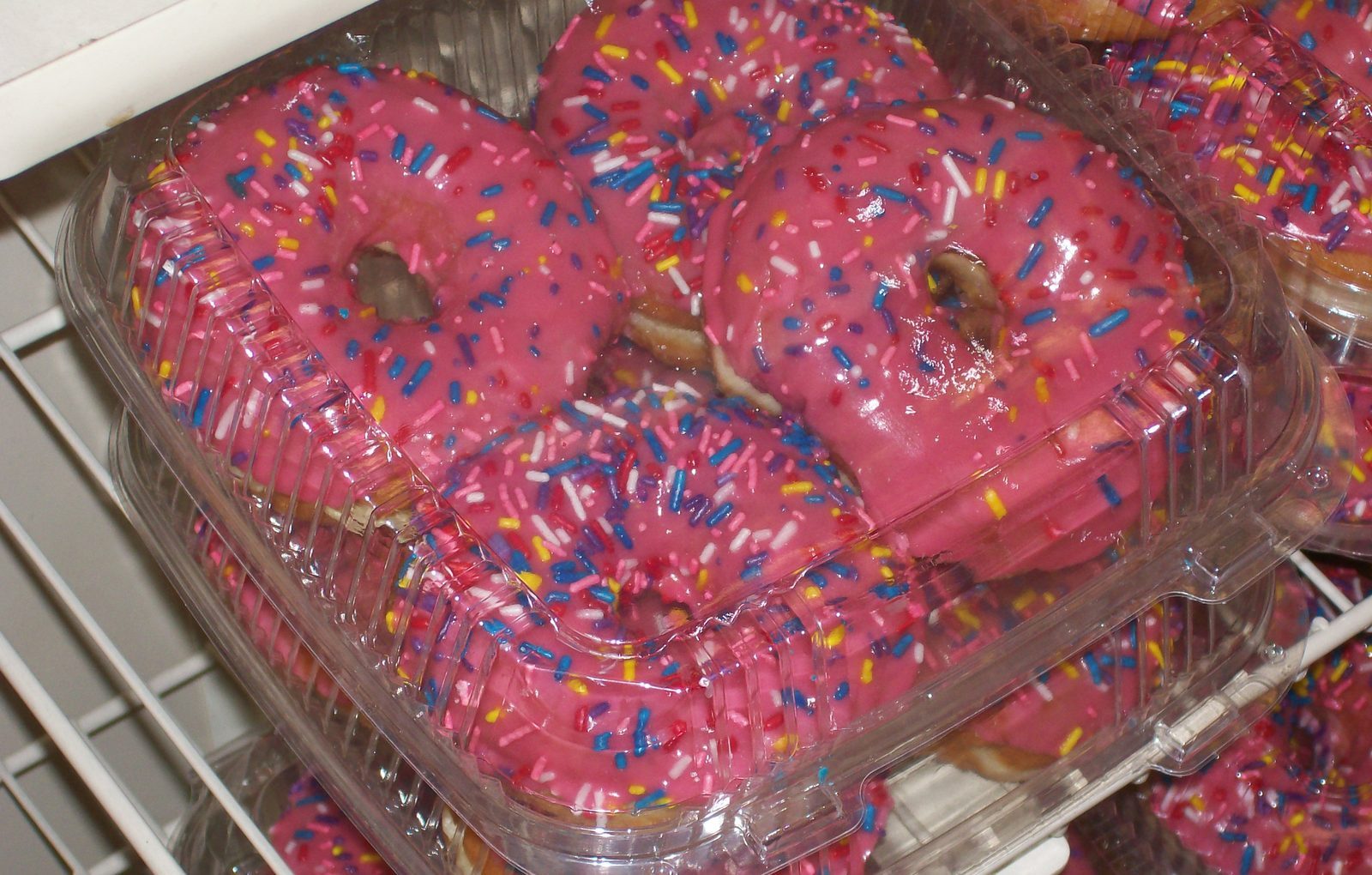 Packaged Donuts Satisfy More Than Gourmet Varieties (Image Credits: Wikimedia)