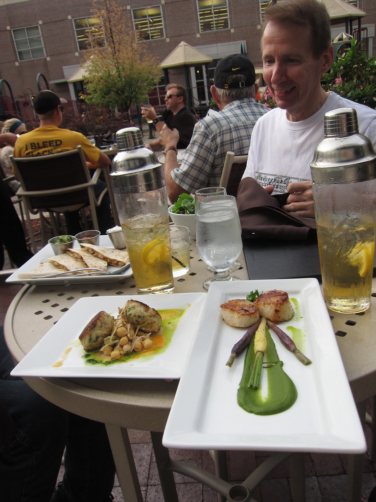 The Comfort Food Connection (Image Credits: Flickr)