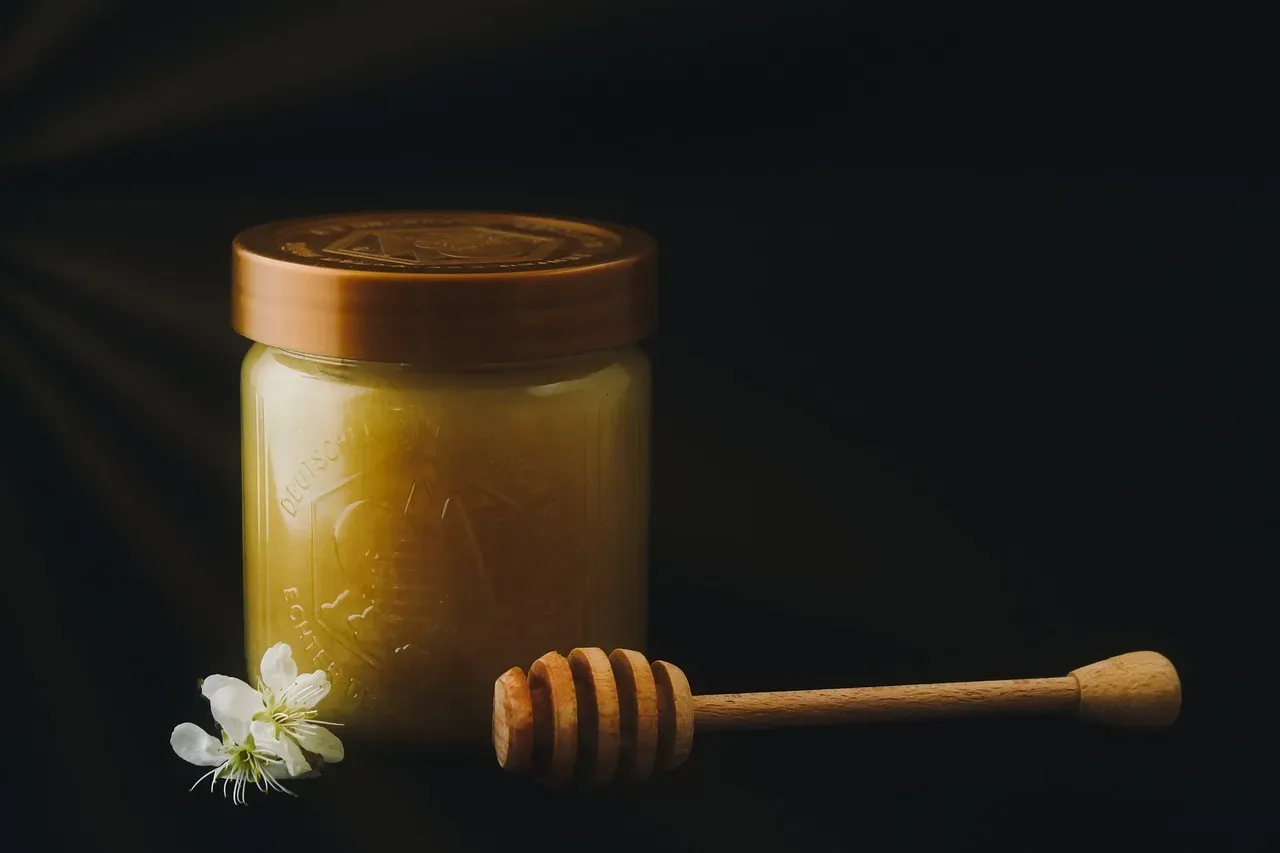 Why Fake Honey Exists in the First Place (Image Credits: Pixabay)