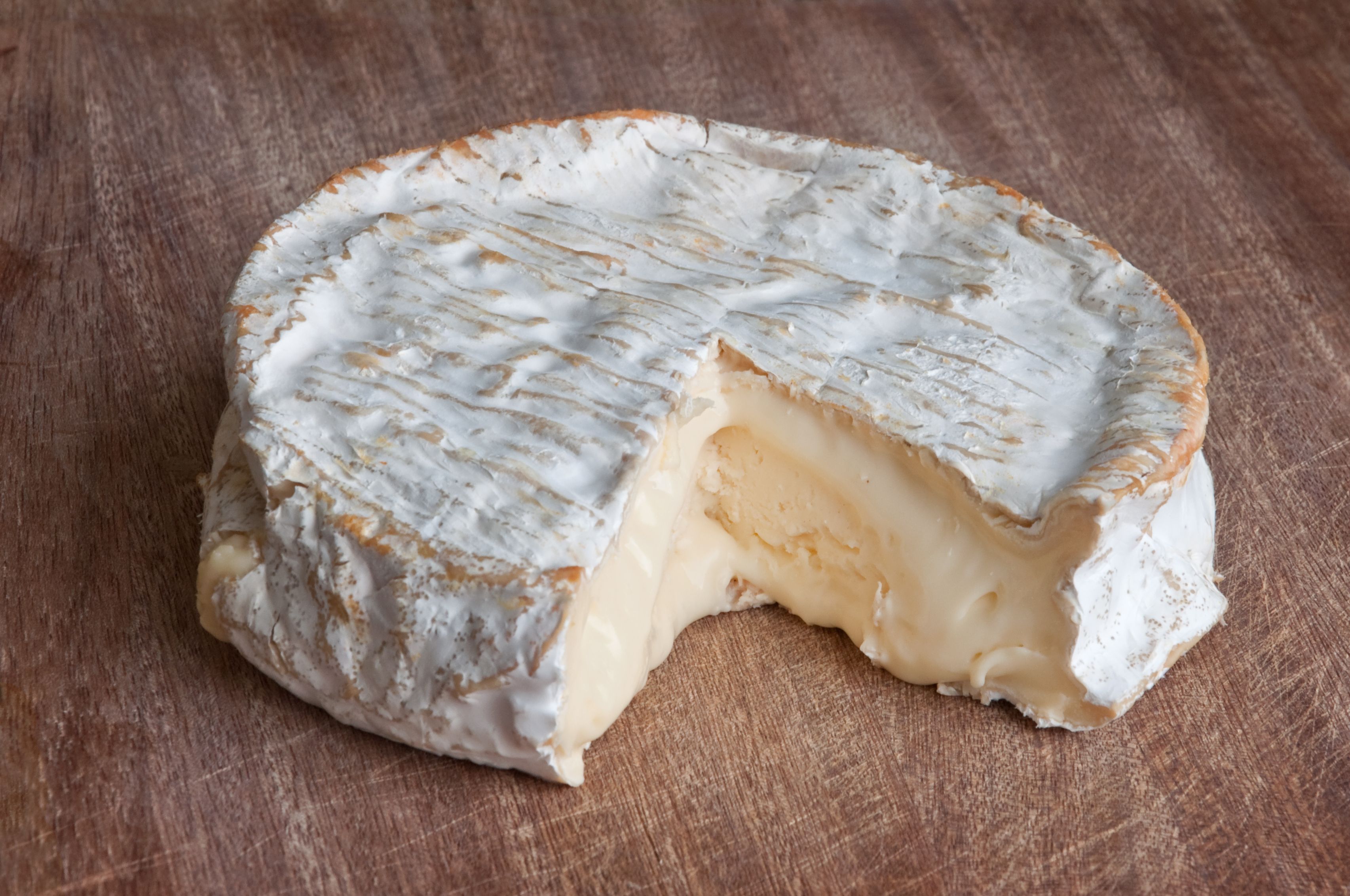 Brie - France's Creamy Crown Jewel (image credits: wikimedia)