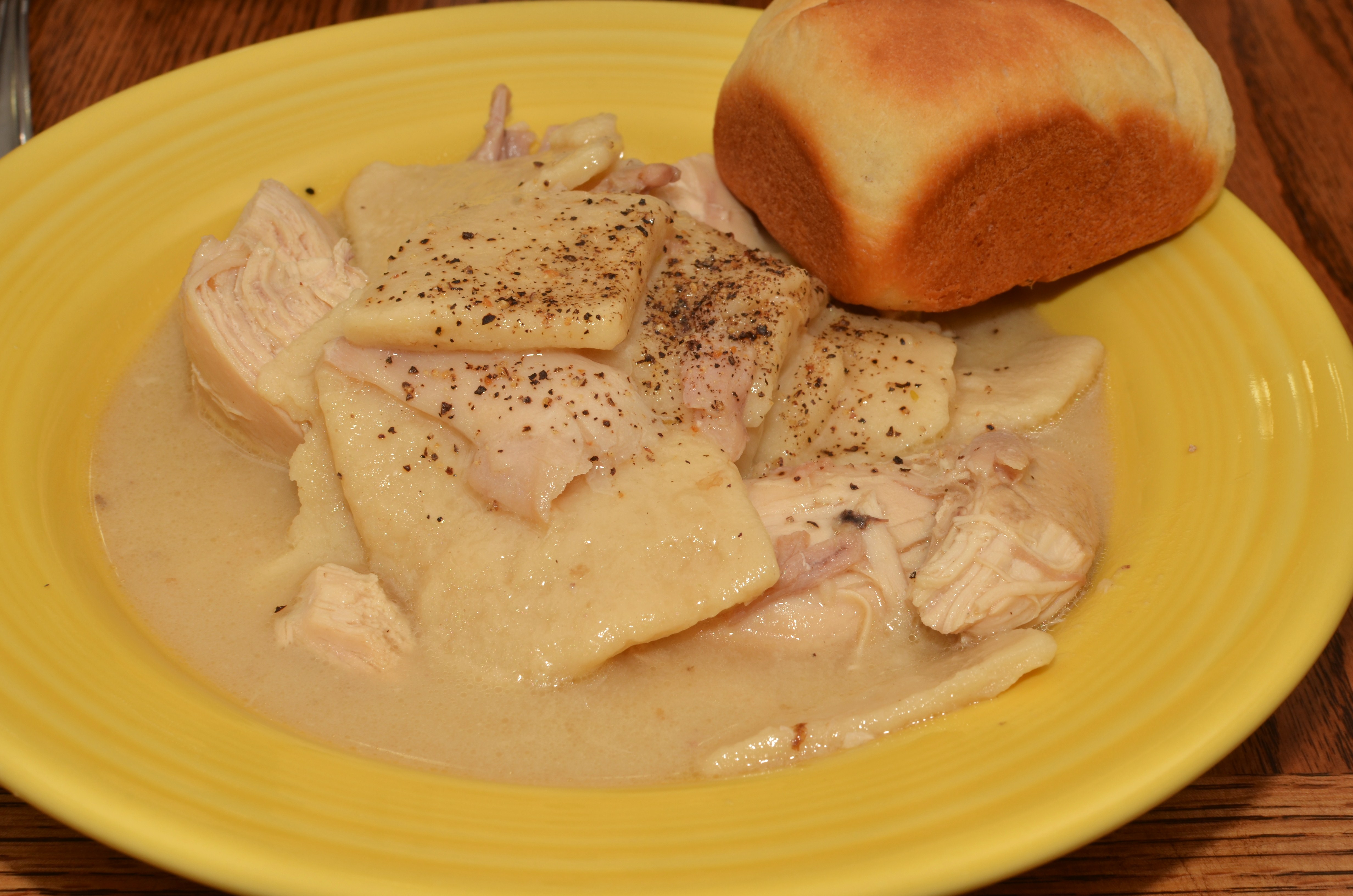 Classic Chicken and Dumplings (image credits: wikimedia)