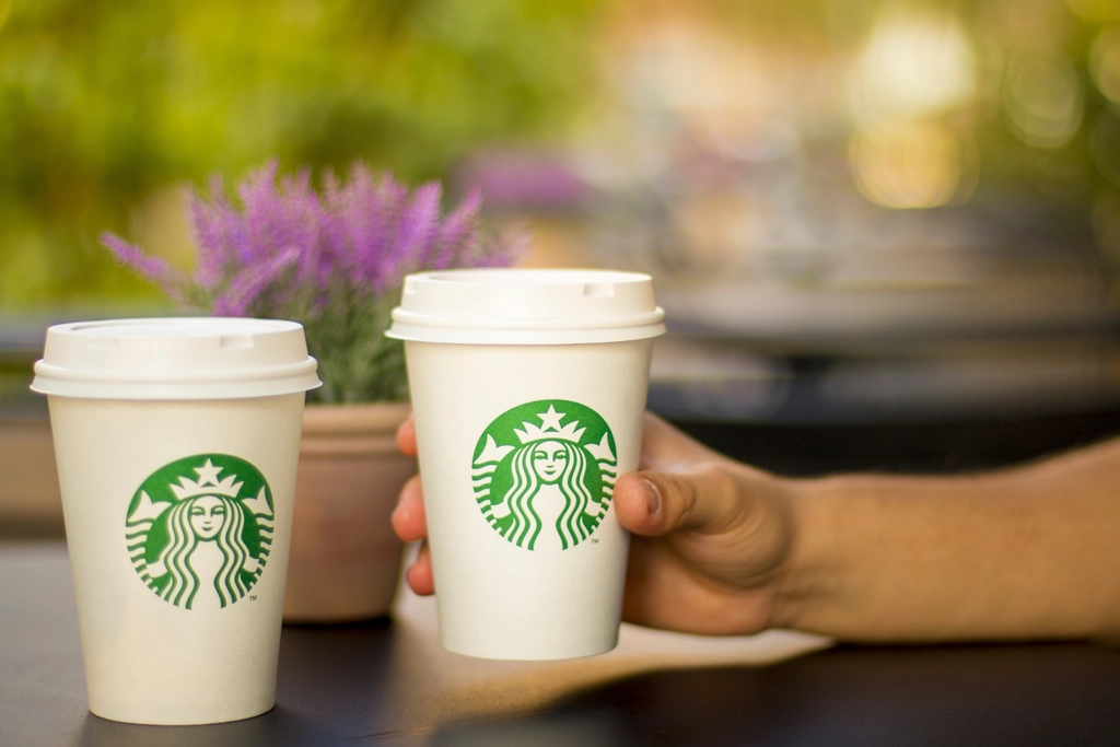 Starbucks - The Polarizing Giant That Actually Delivers (image credits: rawpixel)