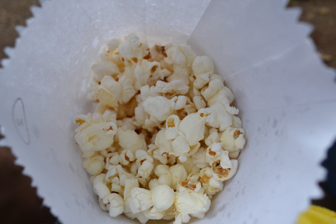 The Crunchy Satisfier: Air-Popped Popcorn (image credits: unsplash)