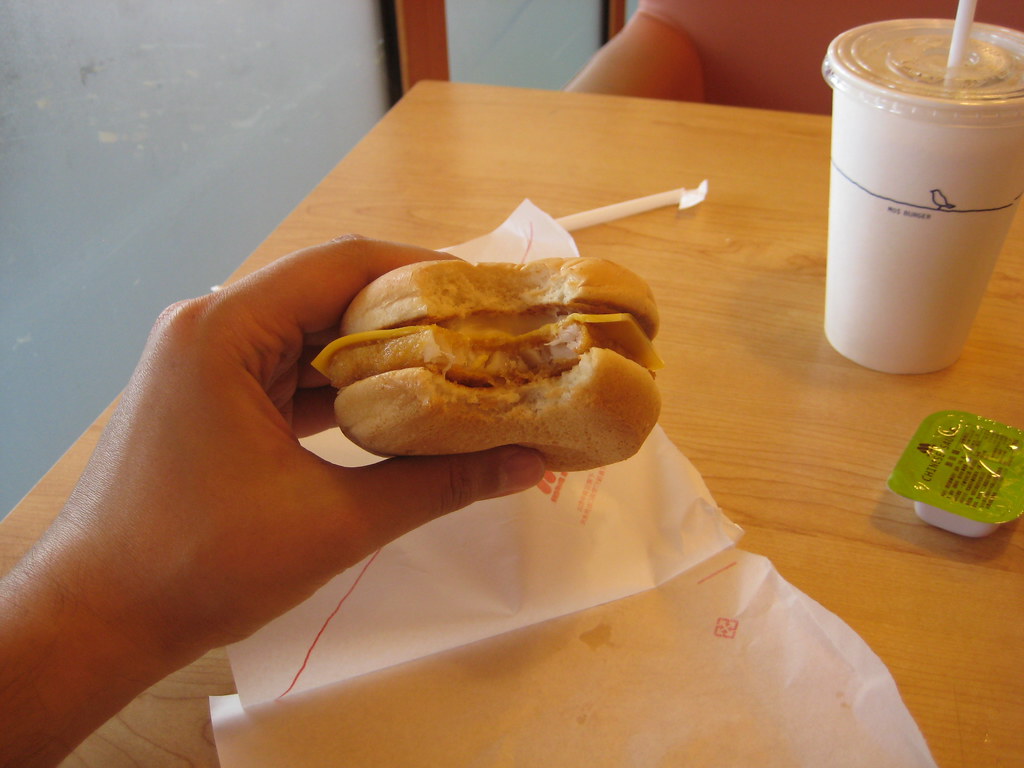 Perfect Timing Your Fresh Fish Request (Image Credits: Flickr)