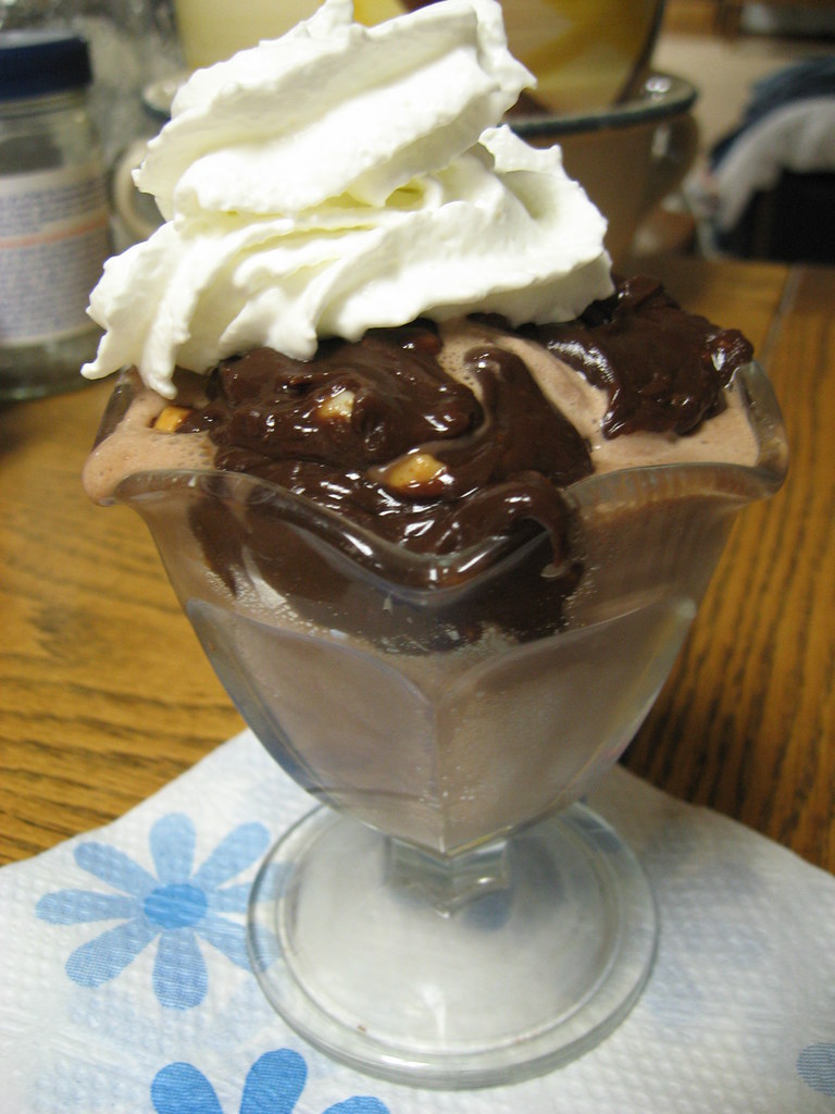 Baskin Robbins' Reese's Peanut Butter Cup Layered Sundae - The Ultimate Excess (image credits: flickr)