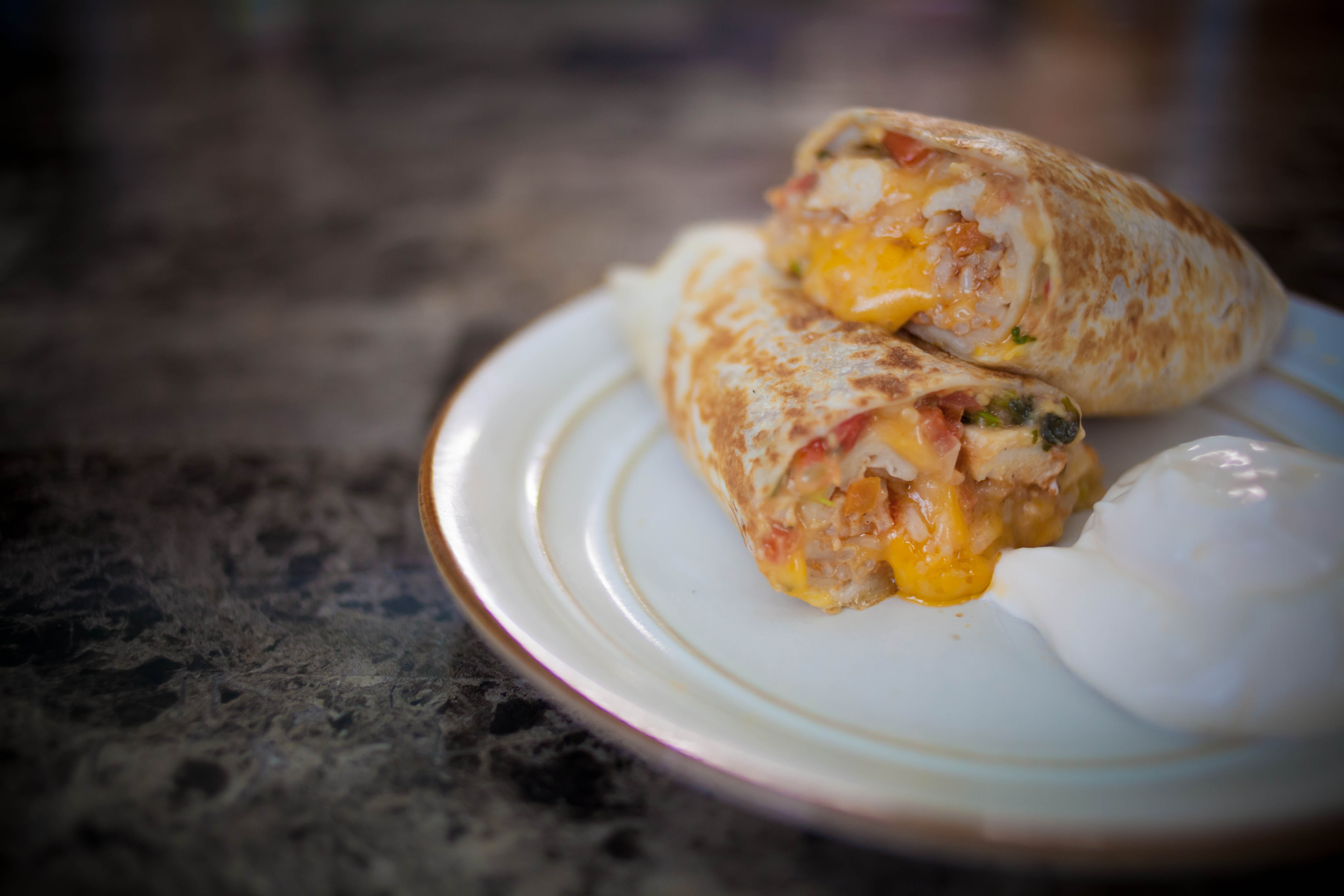 High-Protein Powerhouse Combinations (image credits: Grilled Chicken Burrito, CC BY 2.0, https://commons.wikimedia.org/w/index.php?curid=40618797)