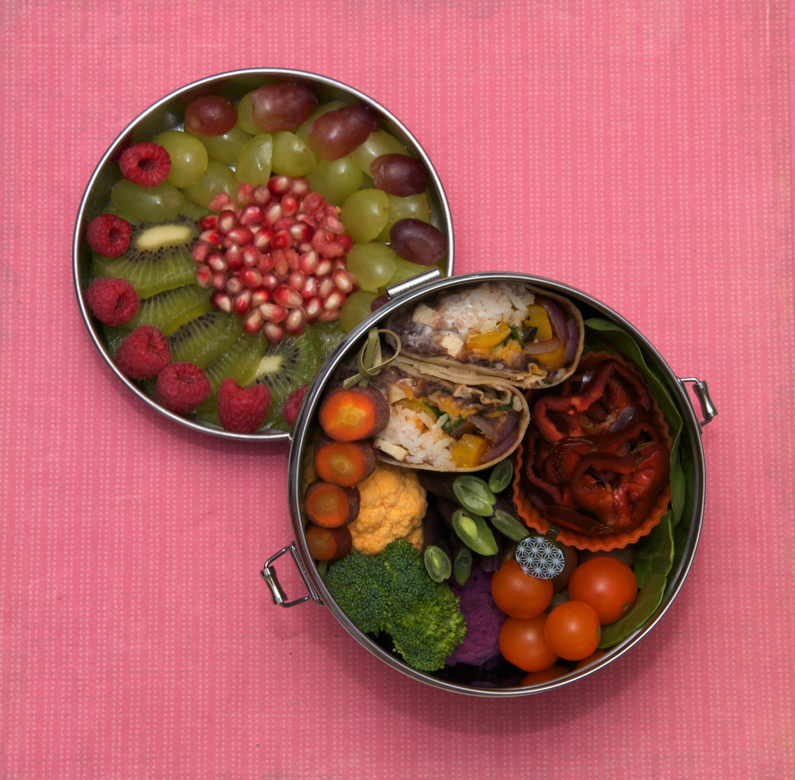 Low-Carb and Keto-Friendly Bowls (image credits: wikimedia)