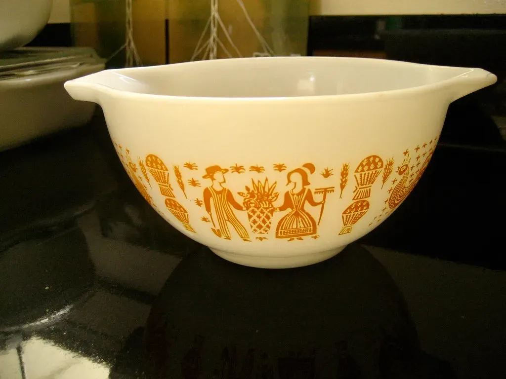 6. Pyrex “Cinderella” Bowl Sets from the 1950s and 1960s (Image Credits: Flickr)