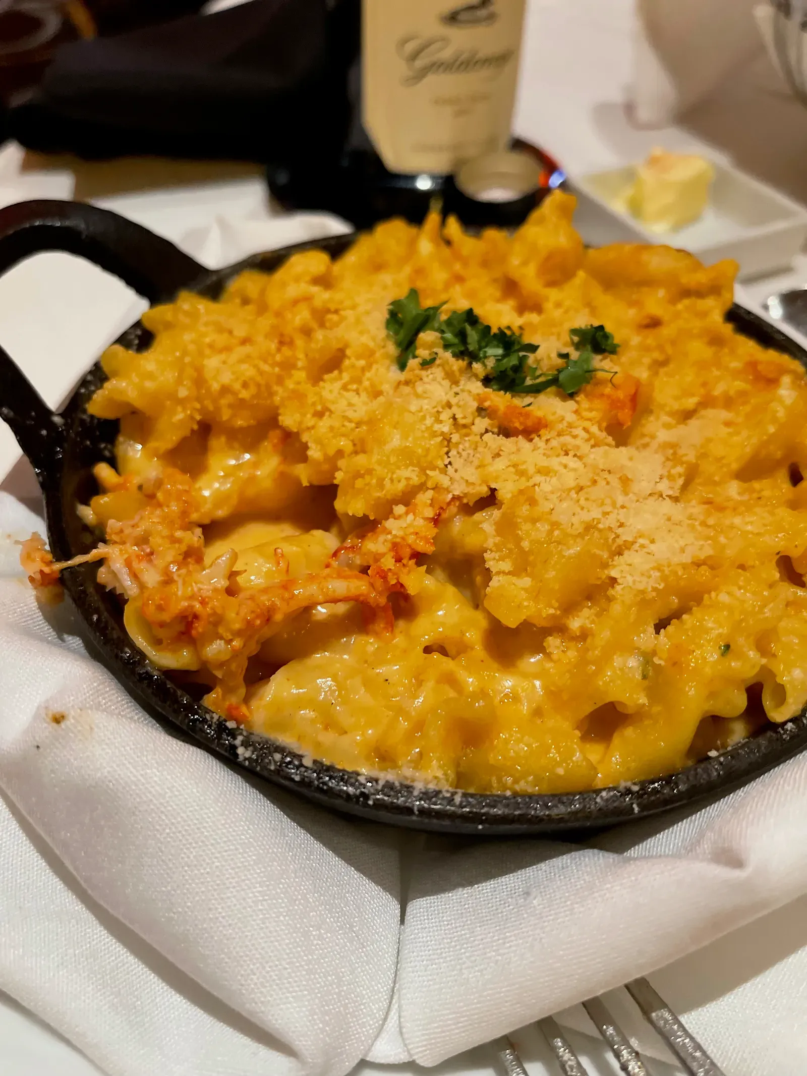 4. Lobster Mac and Cheese (Image Credits: Wikimedia)