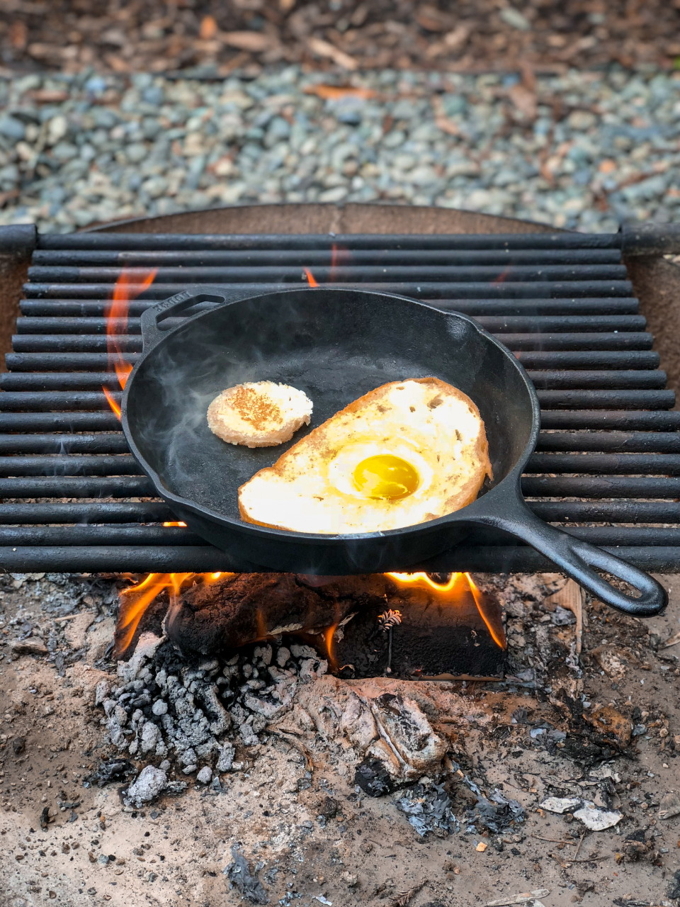 Using Screaming Hot Pans for Searing Creates Toxic Compounds (image credits: stocksnap)