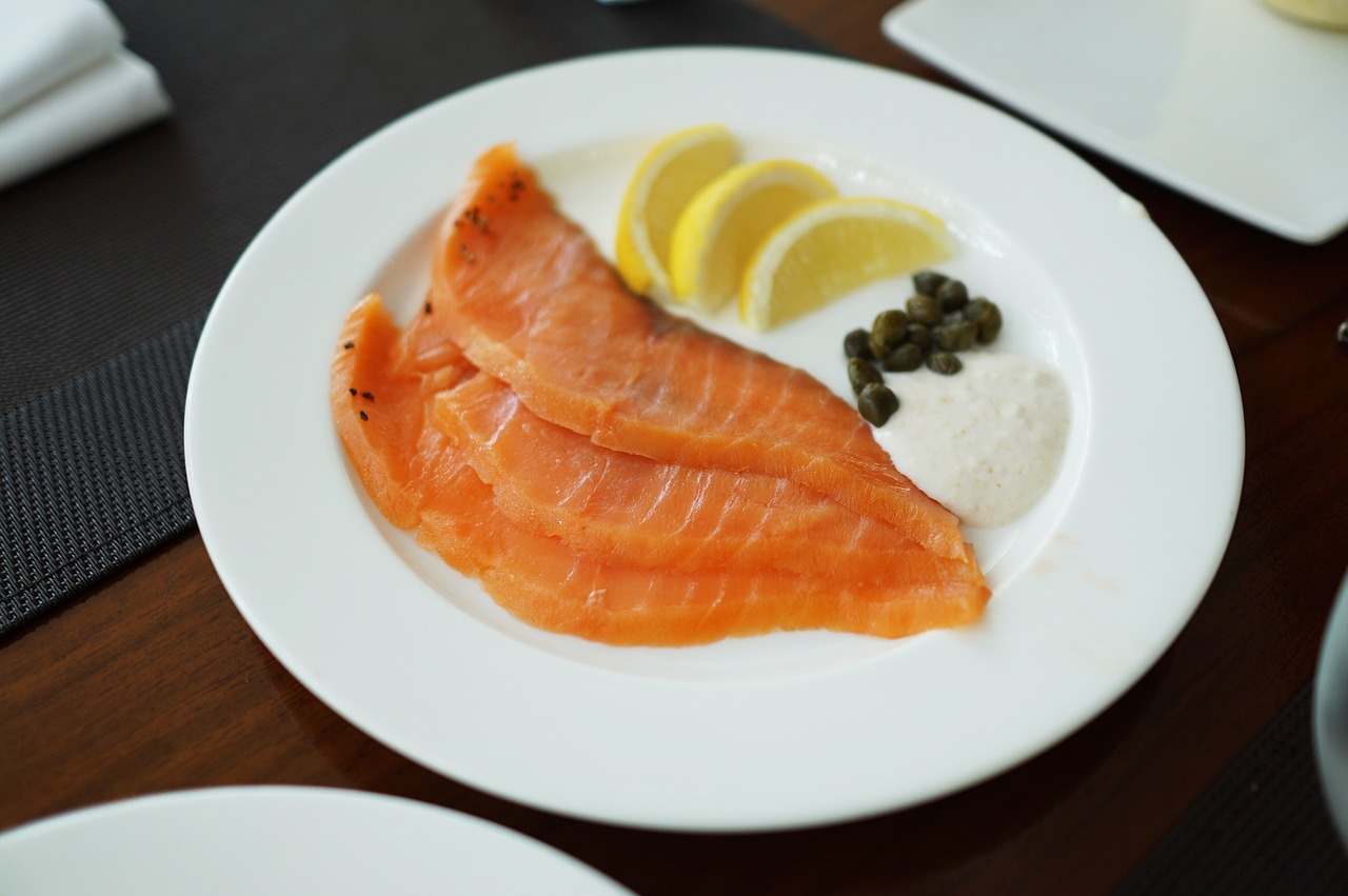 Smoked Salmon: The Chef’s Luxury Choice (image credits: pixabay)