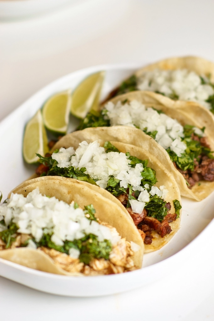 Mexico: Taco Paradise at Taco Prices (Image Credits: Rawpixel)