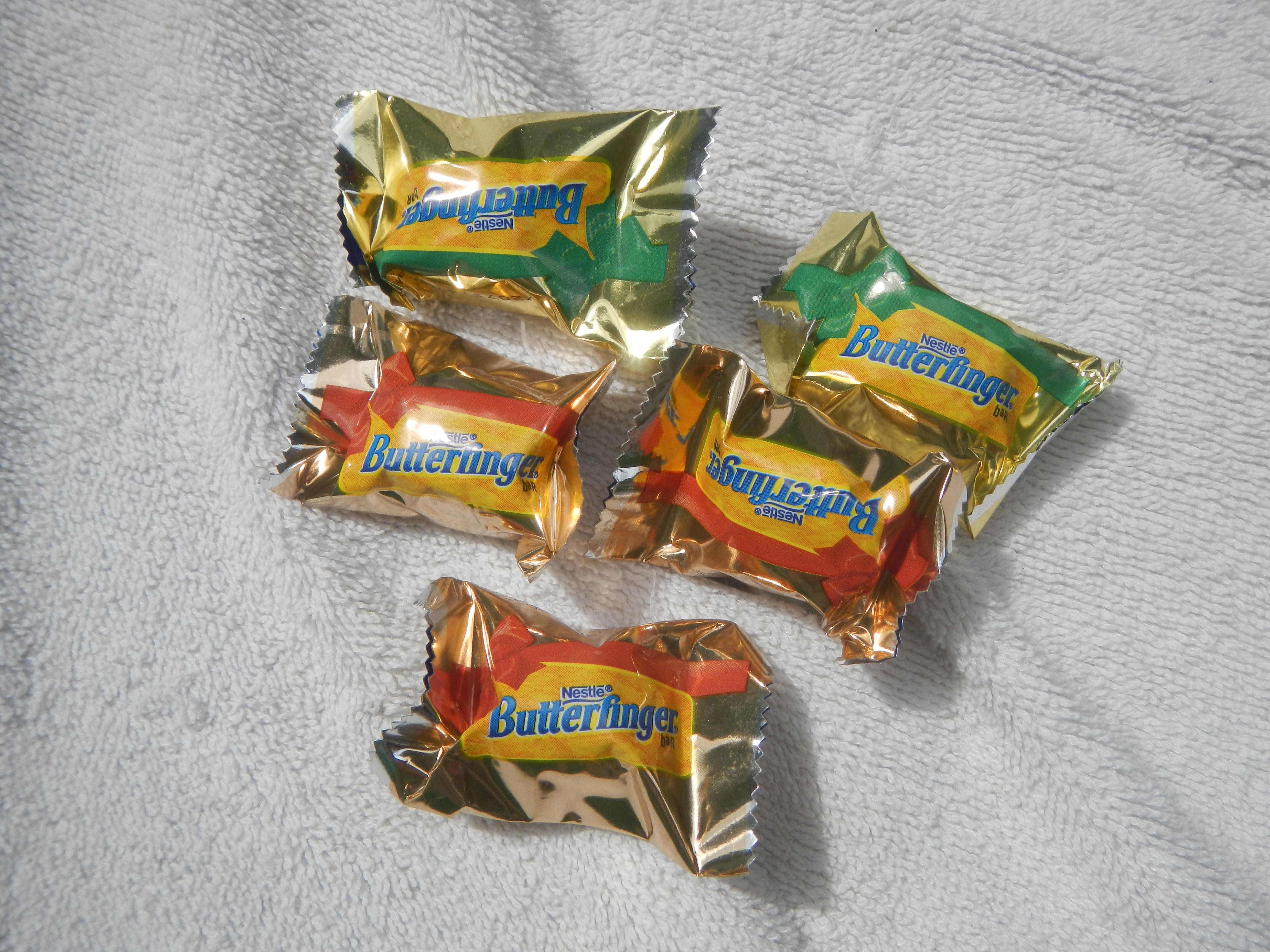 Butterfinger BB's - When Poppable Perfection Met Reality (image credits: By Judgefloro, CC0, https://commons.wikimedia.org/w/index.php?curid=65065574)