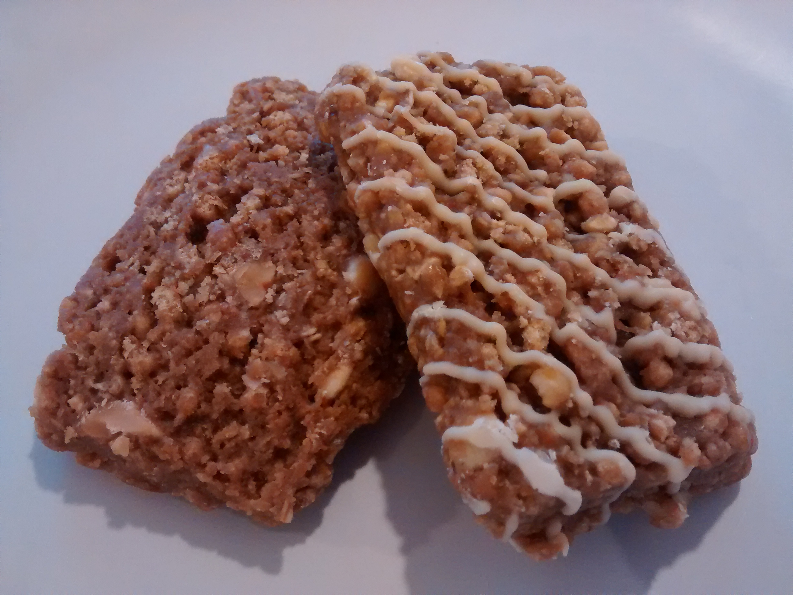 GoMacro MacroBars: Organic but Sugar-Heavy (image credits: wikimedia)