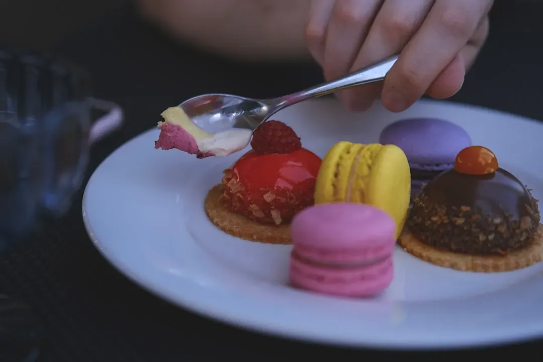 7. Unprompted Desserts That Override the Host's Own Plans (Image Credits: Unsplash)