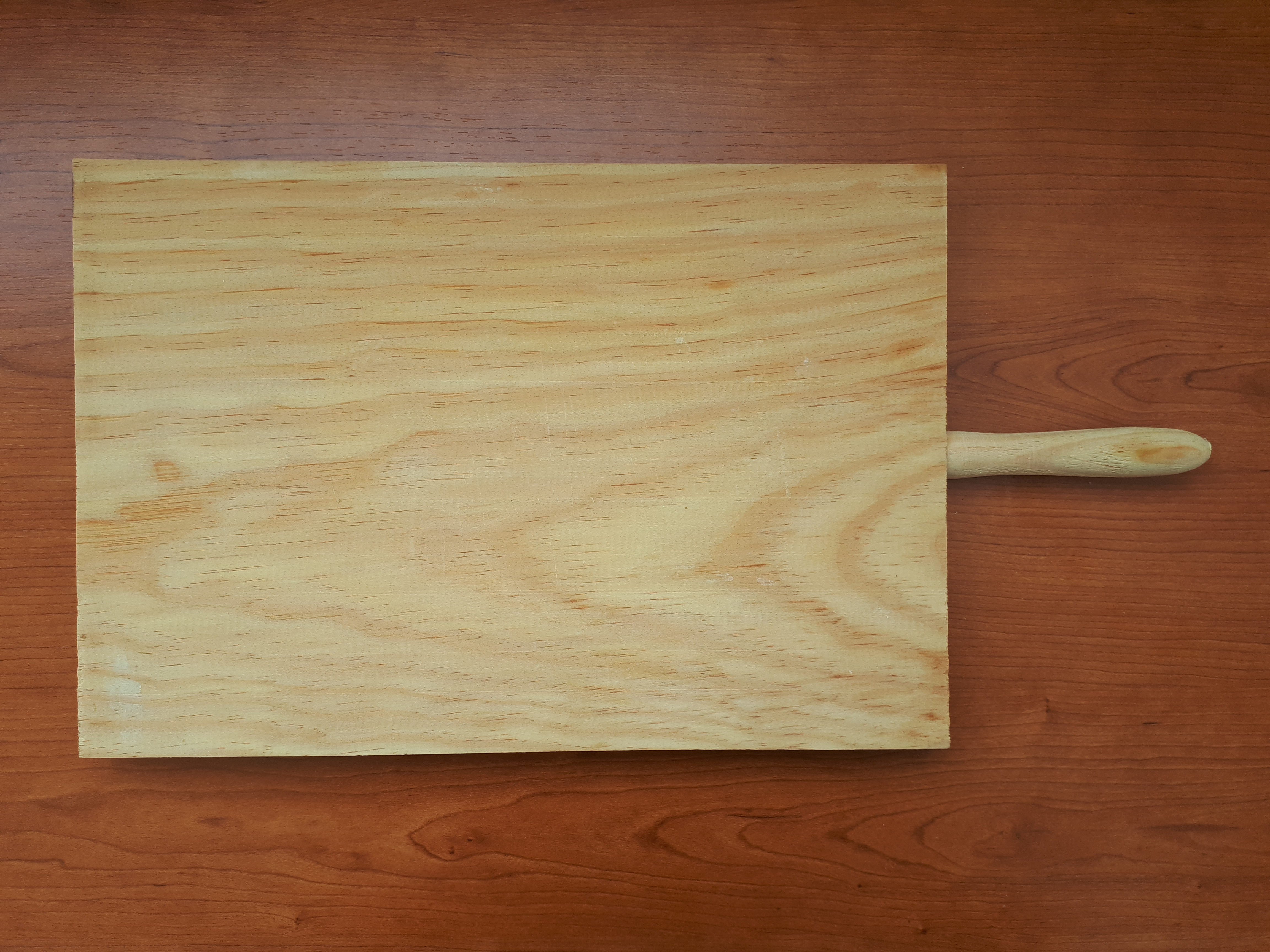 Formaldehyde in Wooden Utensils and Cutting Boards (image credits: wikimedia)