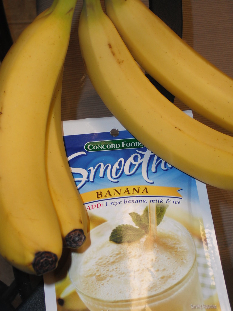 Bananas: The Controversial Smoothie Superstar (image credits: flickr)