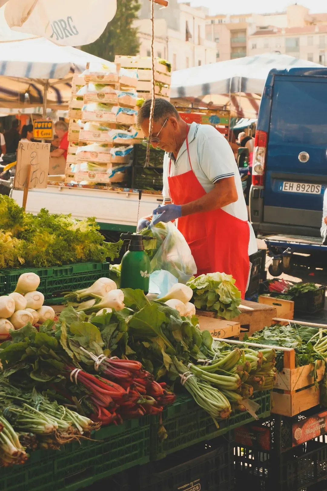 Younger Shoppers and the Multi-Channel Revolution (Image Credits: Unsplash)