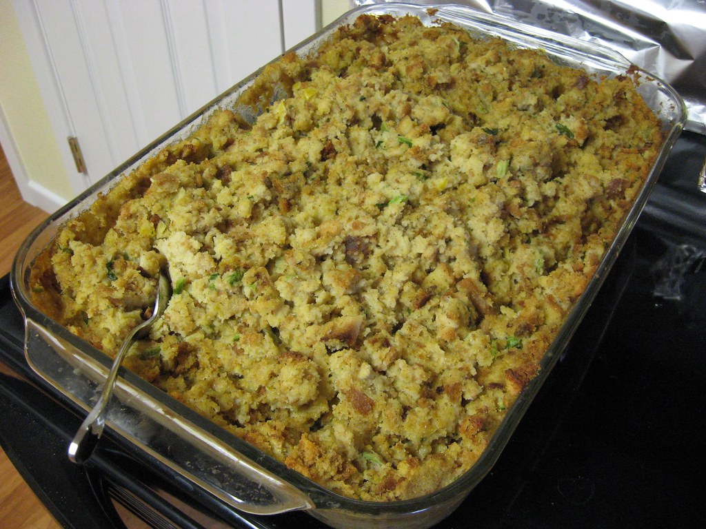 Cornbread Dressing: Southern Holiday Essential (image credits: flickr)