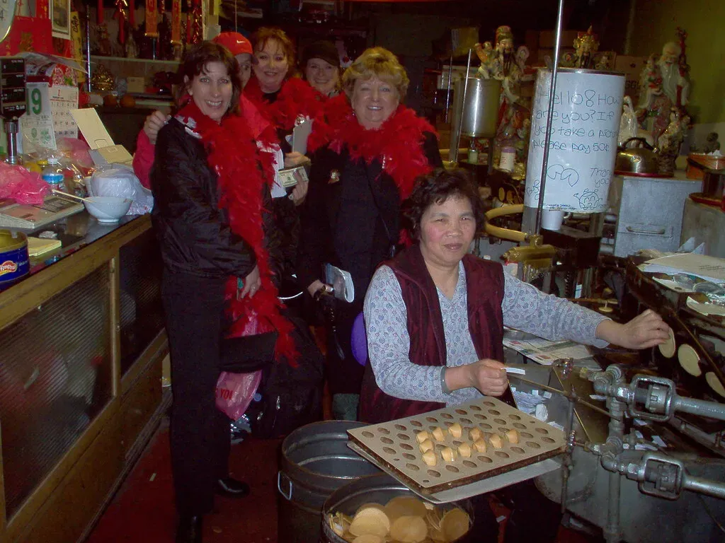 Store-Brand Cookies: Same Dough, Different Wrapper (sftreasurehunt, Flickr, CC BY-SA 2.0)