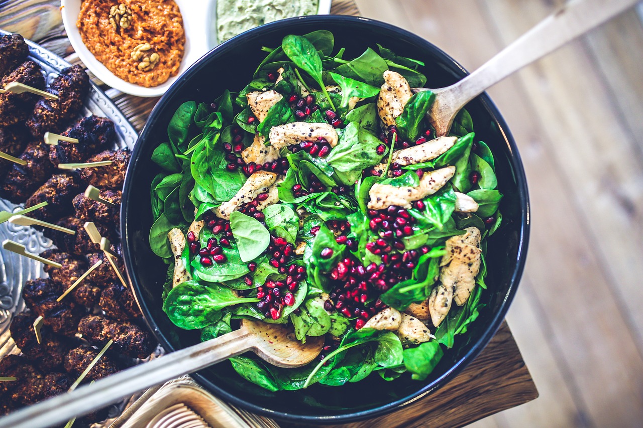 Homemade Vinaigrettes: The Temporary Union (image credits: pixabay)