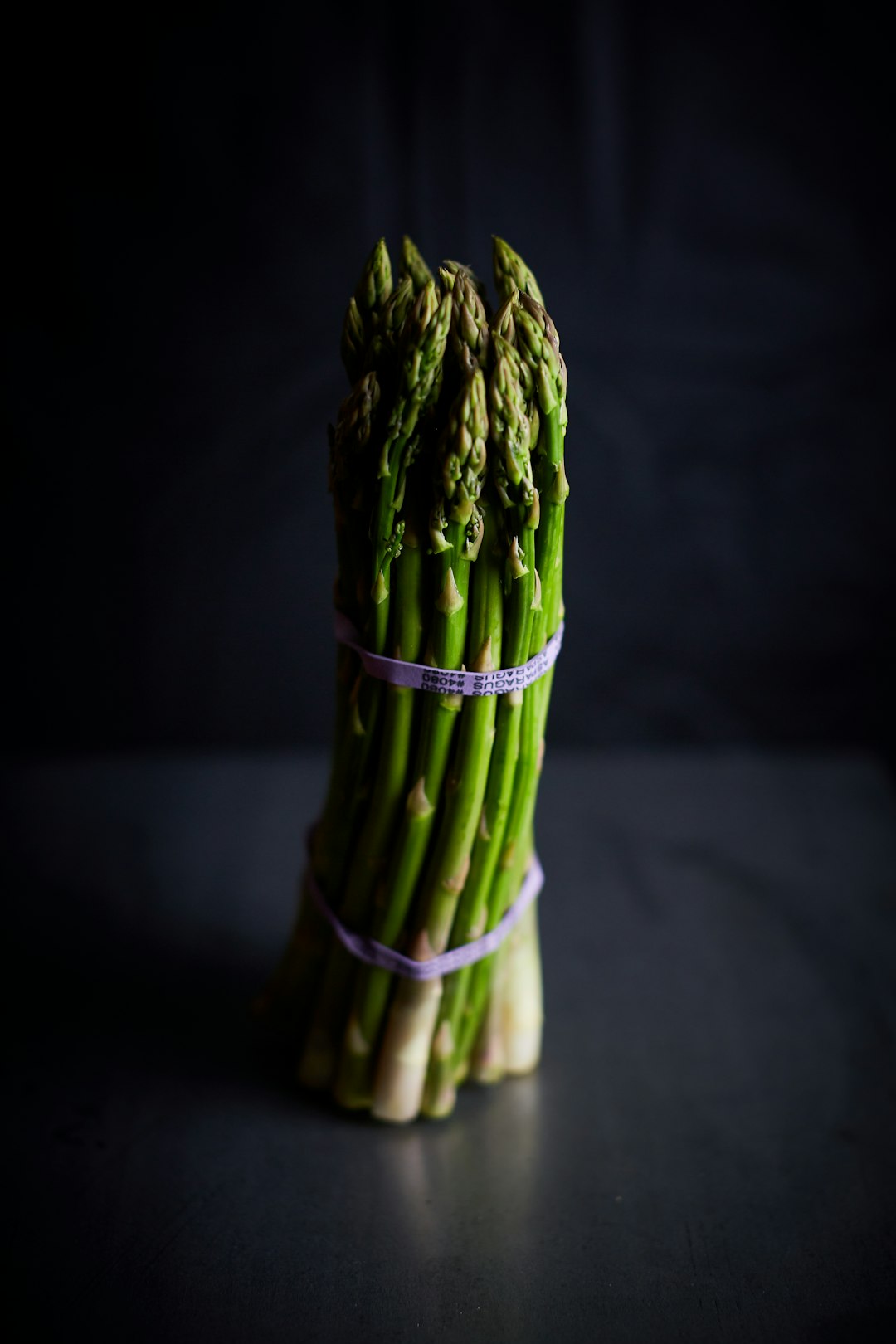 Asparagus: Prebiotic Power in Every Spear (image credits: unsplash)