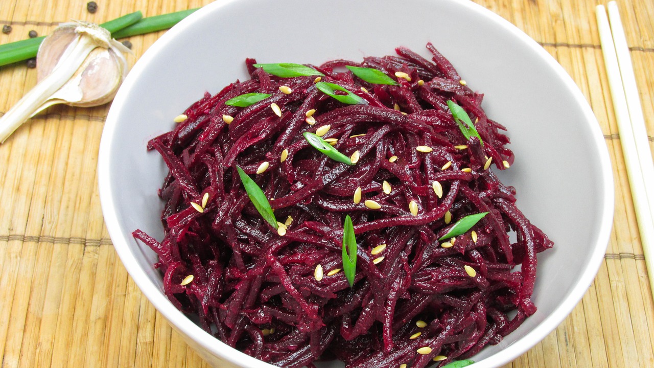 5. Beets: The Vibrant Energy Root (image credits: pixabay)