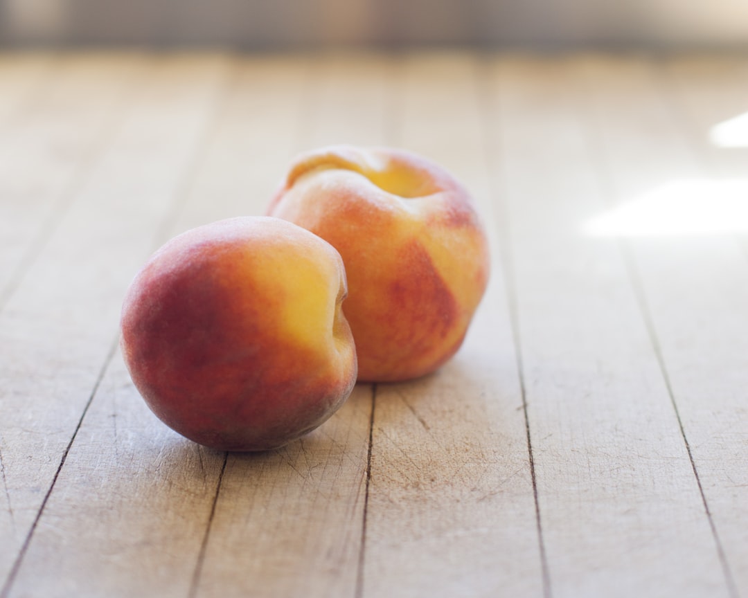 Peaches (In Moderation): Juicy and Balanced (image credits: unsplash)