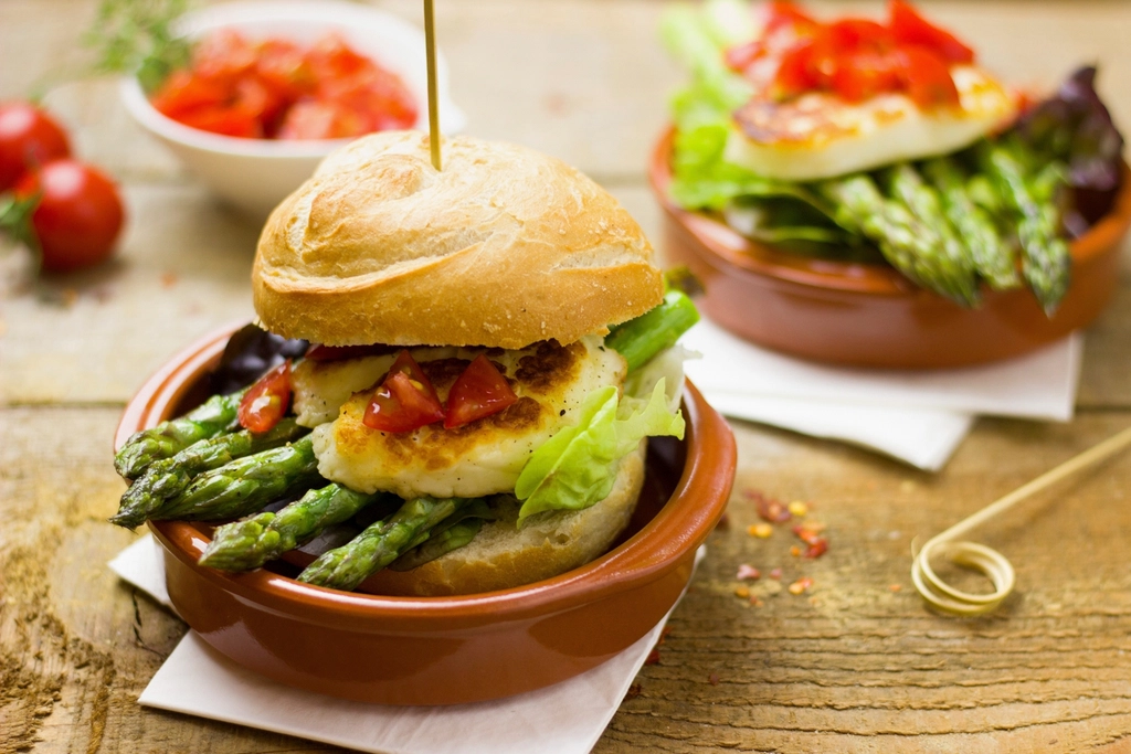 Be Aware of Food Cross-Contamination Issues (image credits: rawpixel)