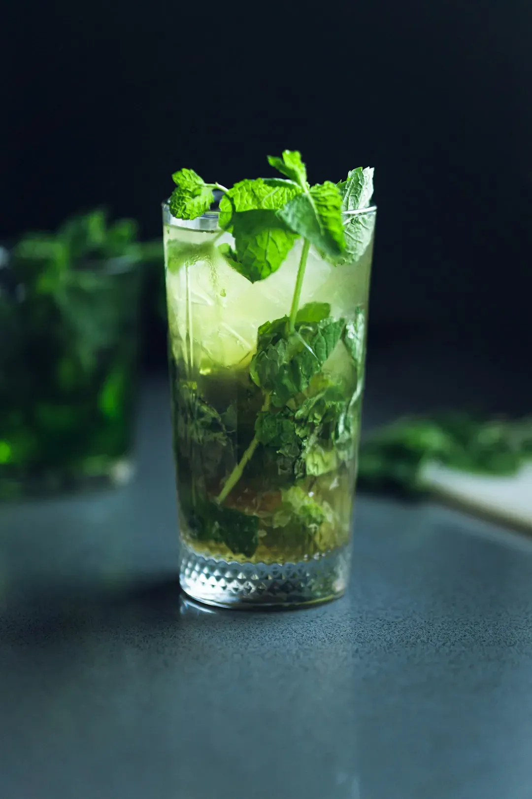 5. The Mojito: A Labor-Intensive Trap (Image Credits: Unsplash)
